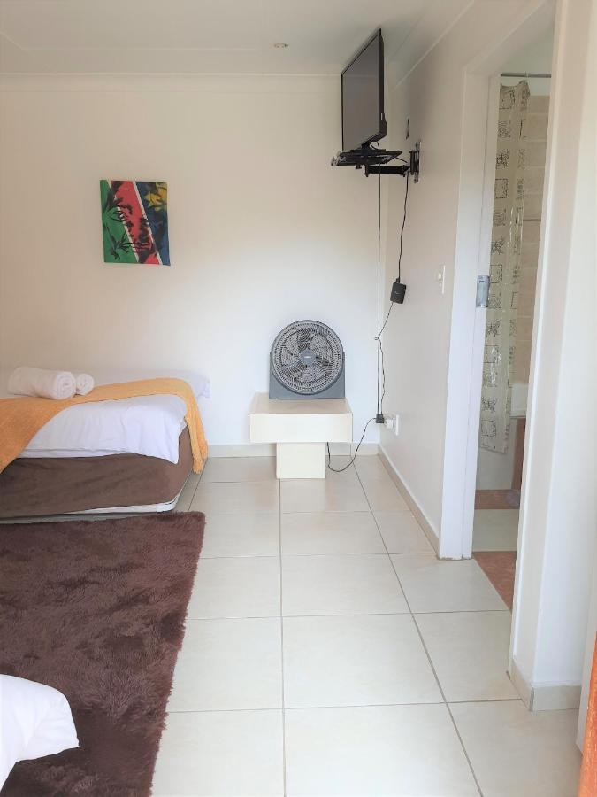 The Lionfish Guesthouse Претория Экстерьер фото